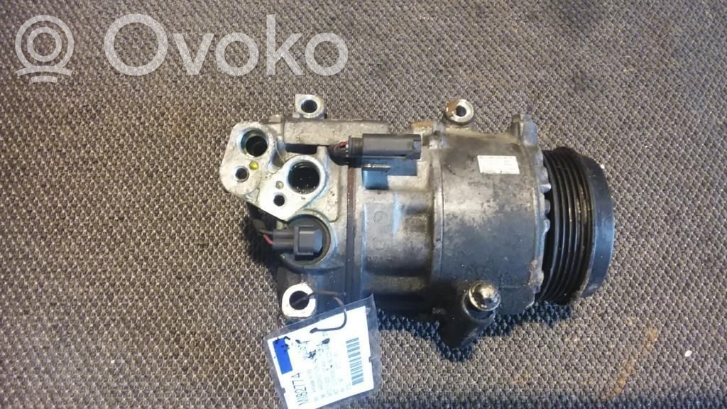Mercedes-Benz A W169 Compressore aria condizionata (A/C) (pompa)