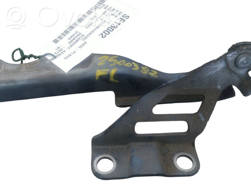 Engine bonnet/hood hinges   GHP952420B