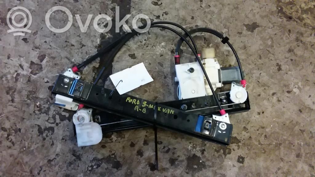 Motor del regulador de la ventanilla de la puerta delantera