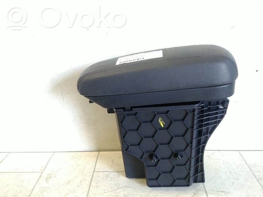 KIA Rio Armrest 