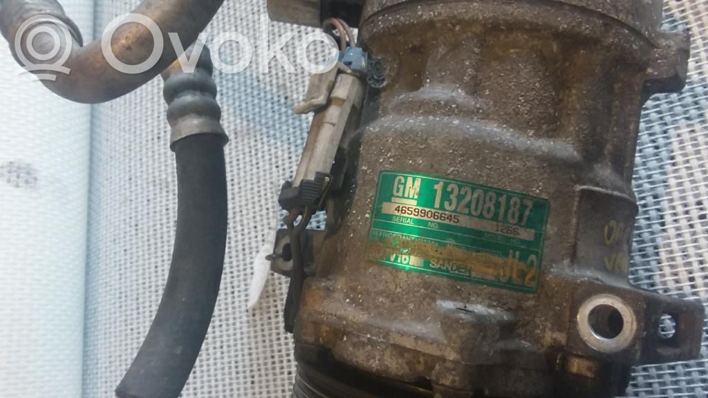 Ilmastointilaitteen kompressorin pumppu (A/C)