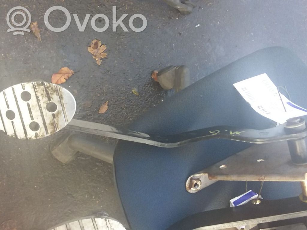 Pedal de embrague
