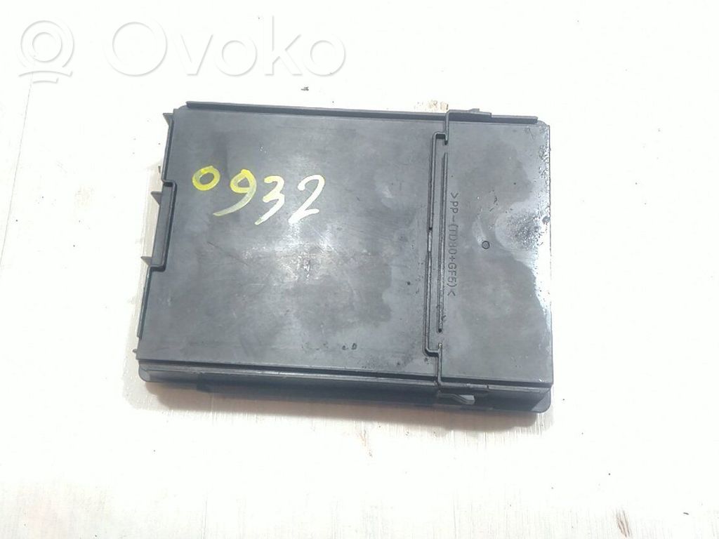 Nissan Note (E12) Módulo de fusible 