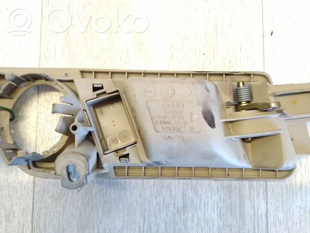 Audi A2 Manecilla interna puerta delantera 