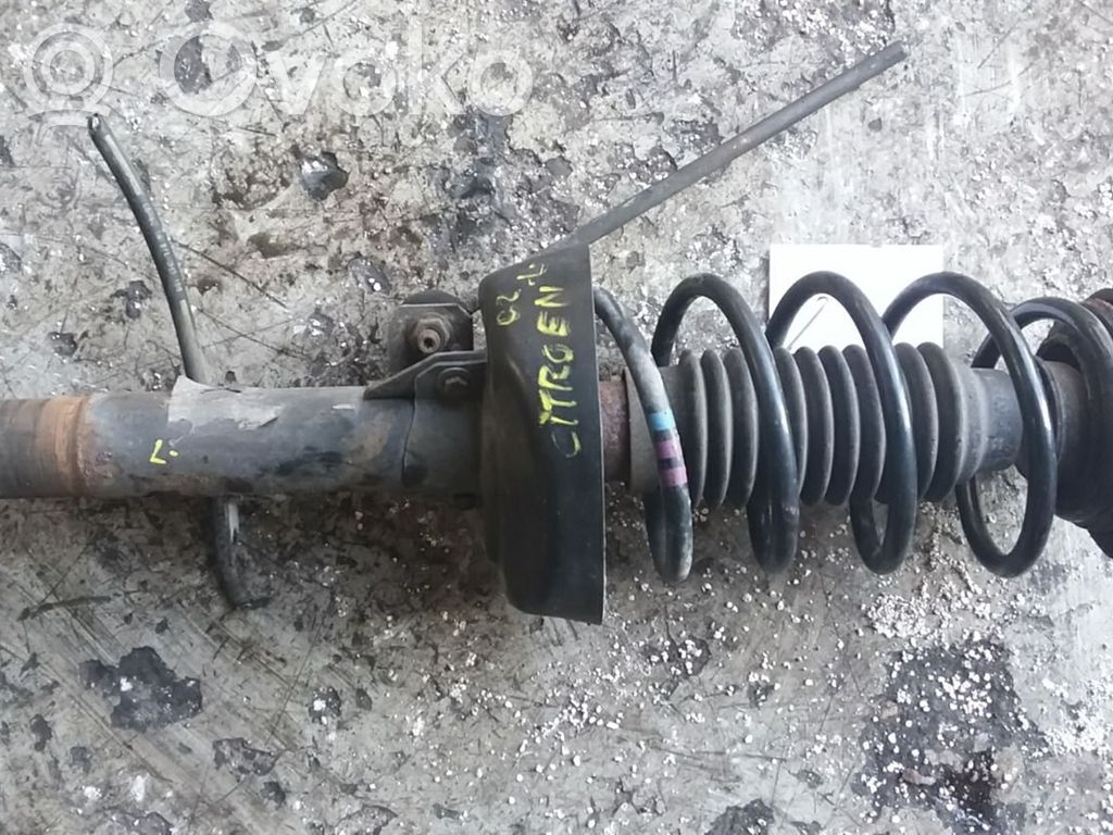 Amortyzator przedni