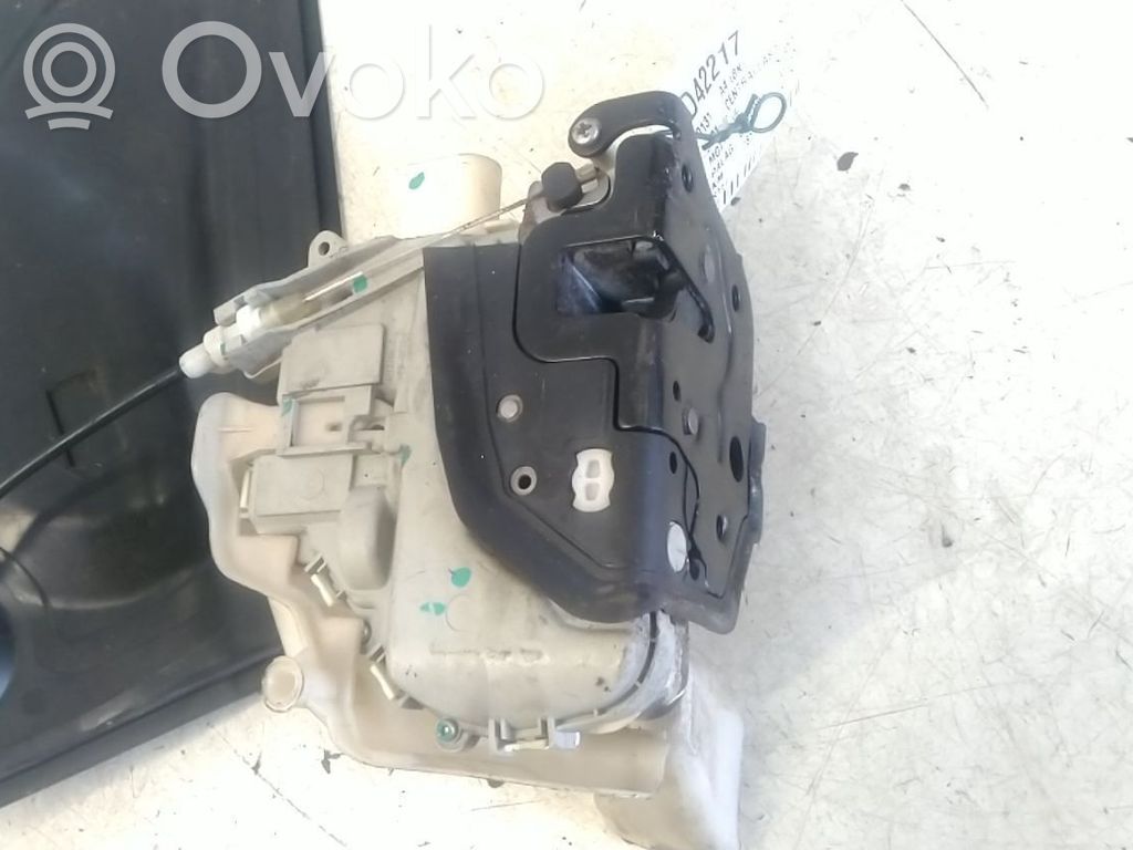Audi A4 S4 B8 8K Motor de bloqueo de puertas 