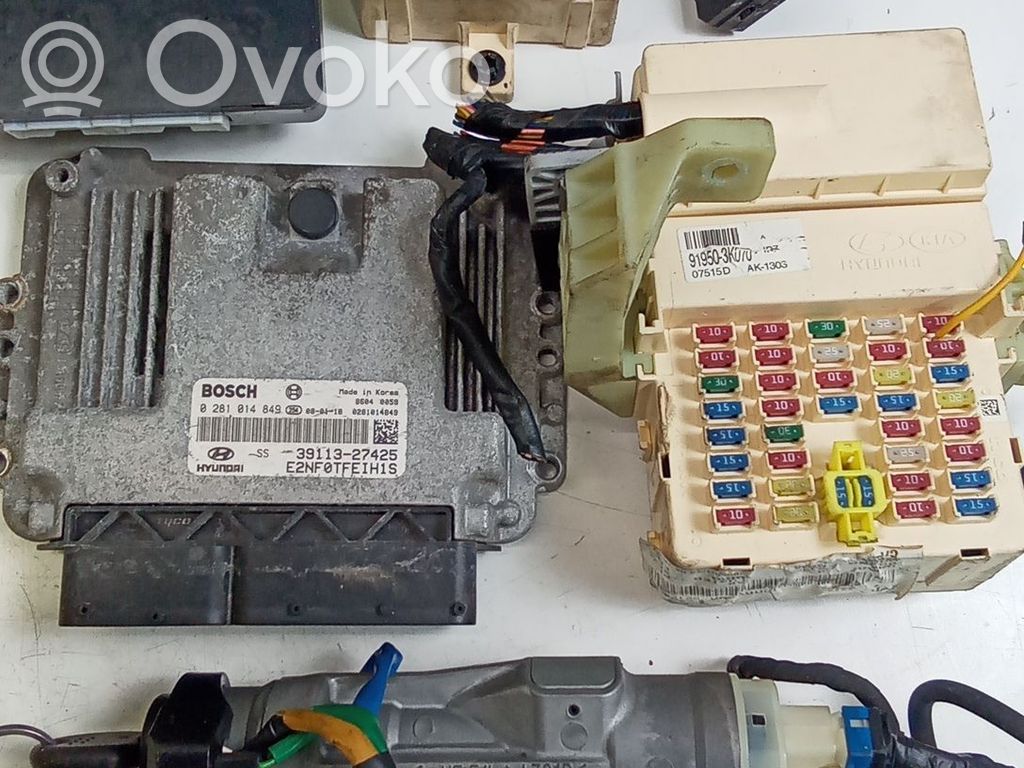 Hyundai Sonata Ignition-blocking relay 