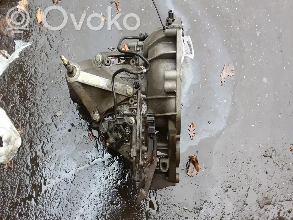 Nissan Micra Scatola del cambio manuale a 5 velocità 