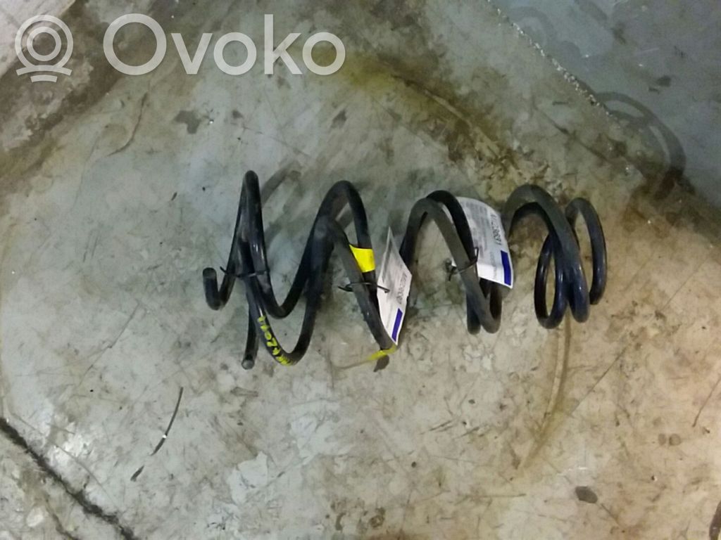 Suzuki Swift I Muelle espiral trasero 
