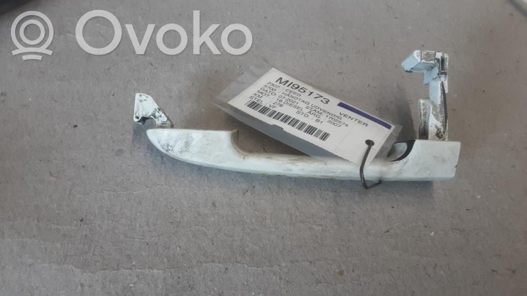 Klamka zewnętrzna drzwi przednich   826511H000