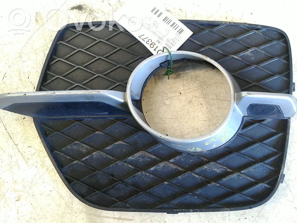 Augšējais režģis   51117188383