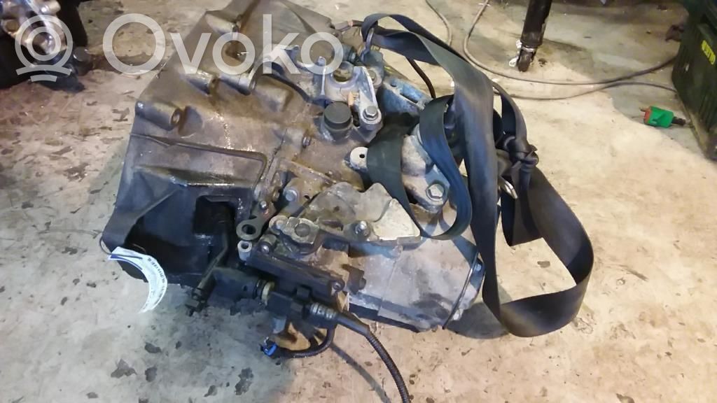 Peugeot 308 Mechaninė 5 pavarų dėžė 