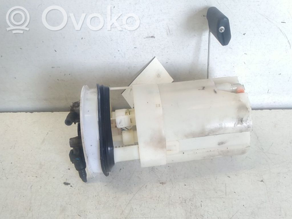 Bomba interna de combustible   3111007150