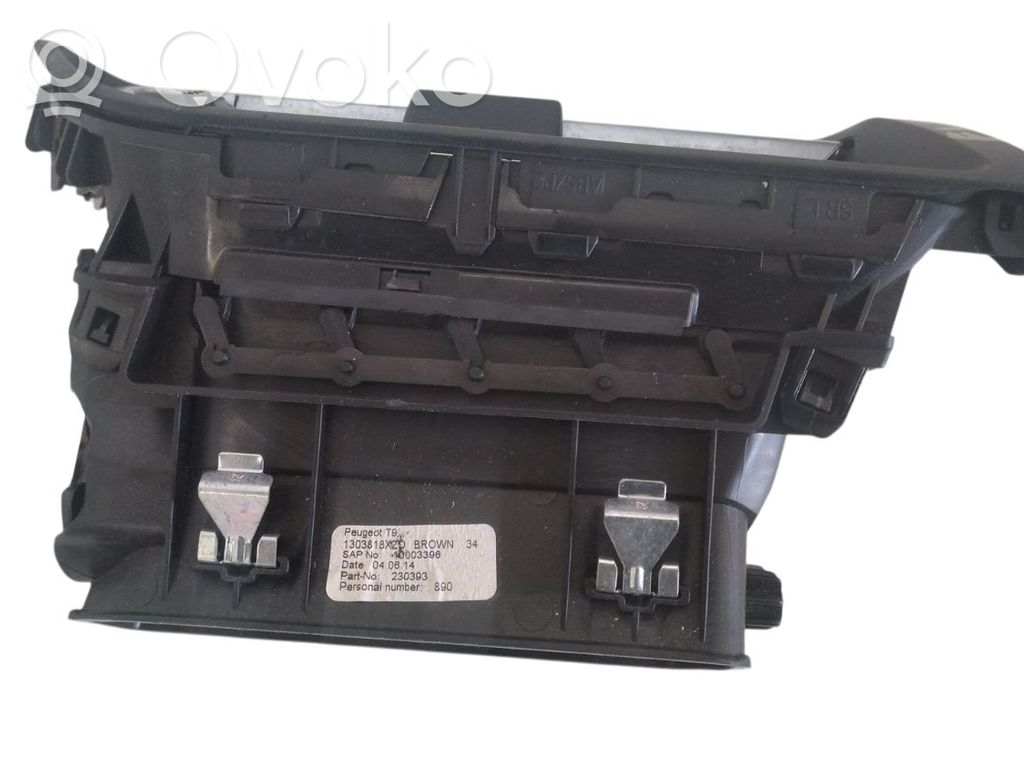 Rejilla de ventilación central del panel   96778765ZD
