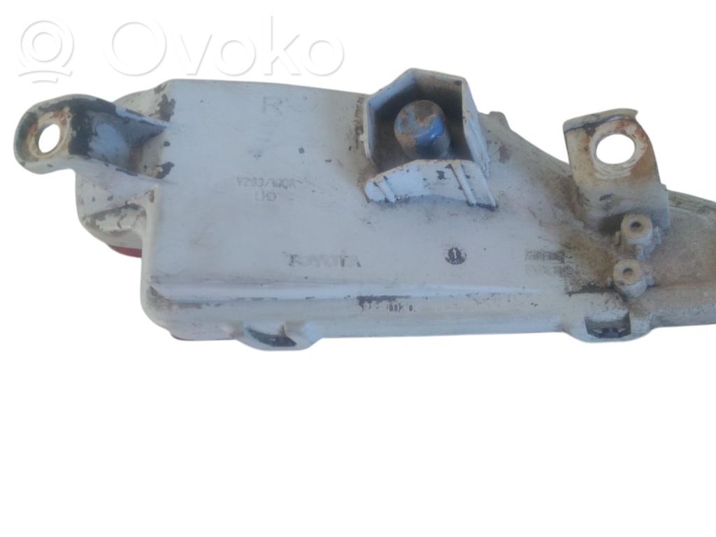 Toyota Yaris Reflector spate 