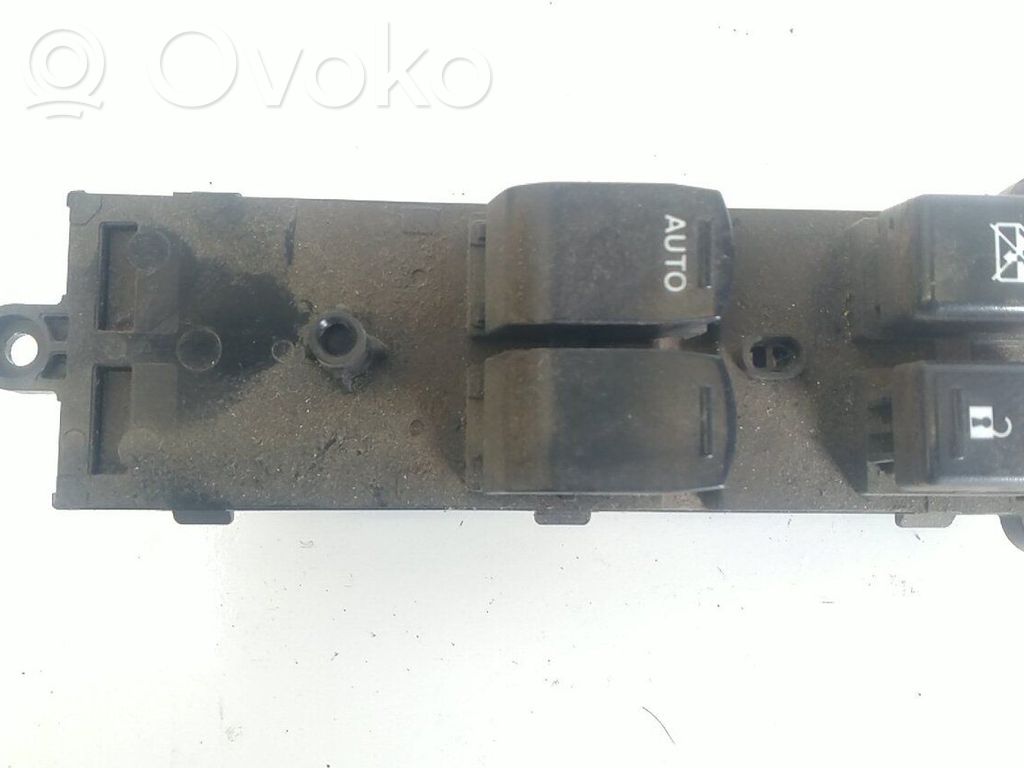 Suzuki Swift II Electric window control switch 