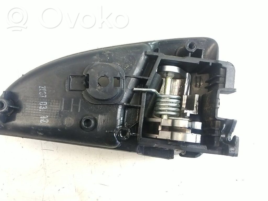 Front door interior handle   826101H000EQ