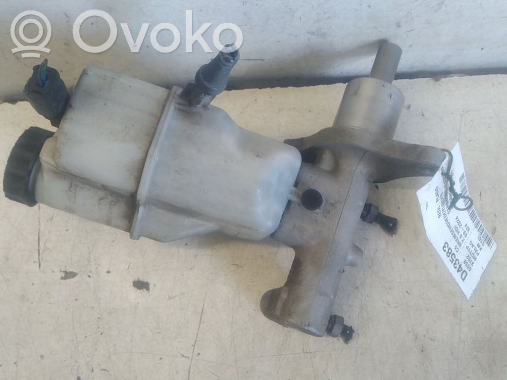 Główny cylinder hamulca   4601Y7