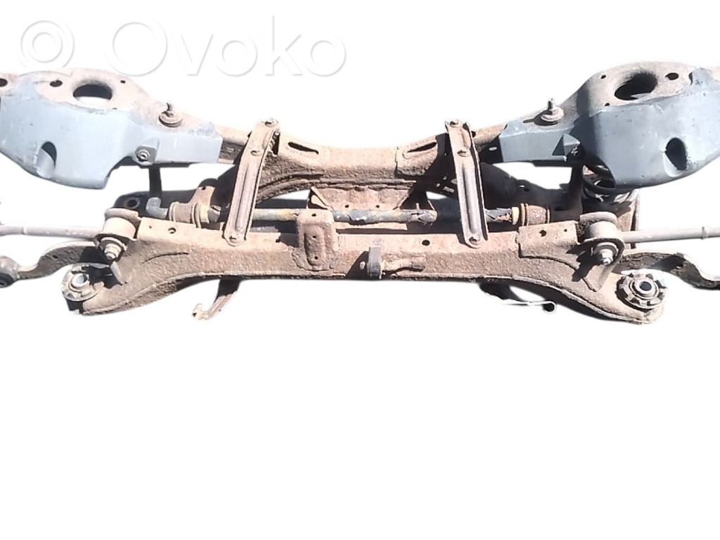 Toyota Avensis T270 Eje trasero 