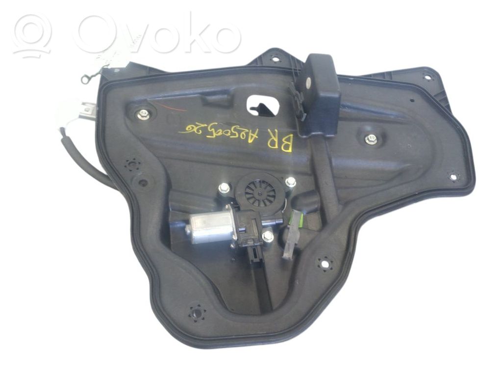 Mazda 3 II Macara ușă față cu motor