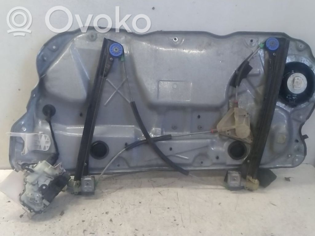 Volkswagen Polo IV 9N3 Alzacristalli della portiera anteriore con motorino