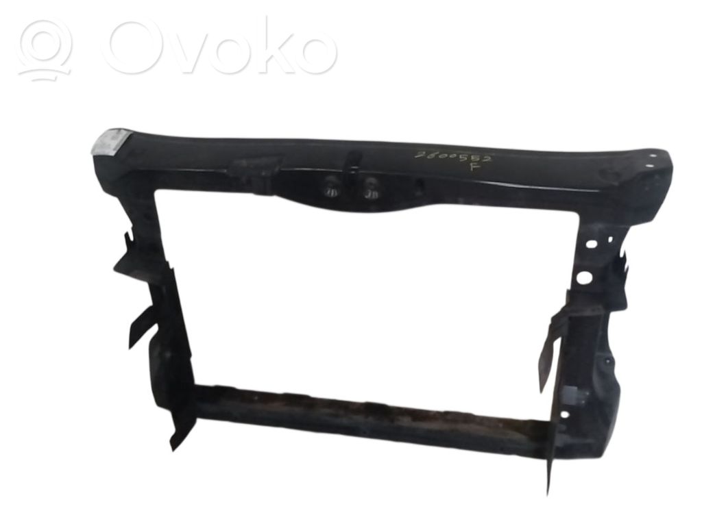 Skoda Octavia Mk2 (1Z) Staffa del pannello di supporto del radiatore parte superiore