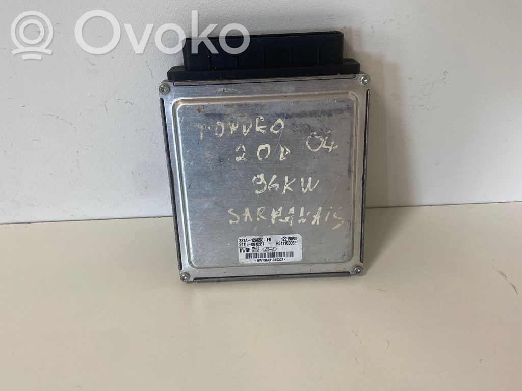 Ford Mondeo Mk III Engine control unit/module 