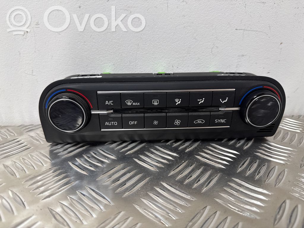 KIA Ceed Climate control unit 