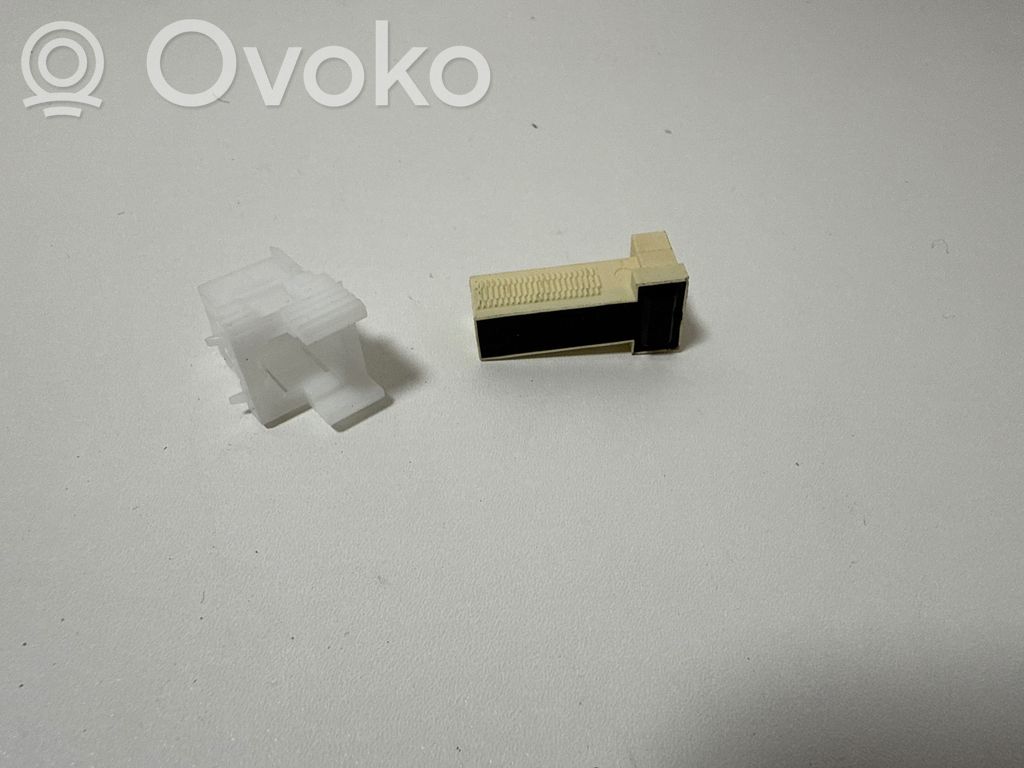 BMW 5 G30 G31 G38 Brake pedal sensor switch 