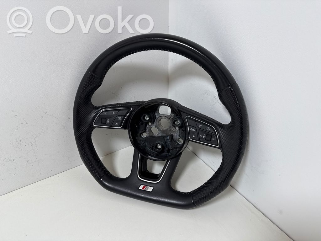 Audi A3 S3 8V Ohjauspyörä 