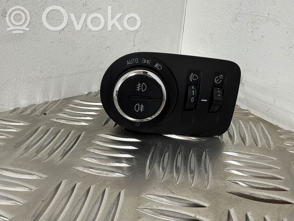 Opel Astra K Light switch 