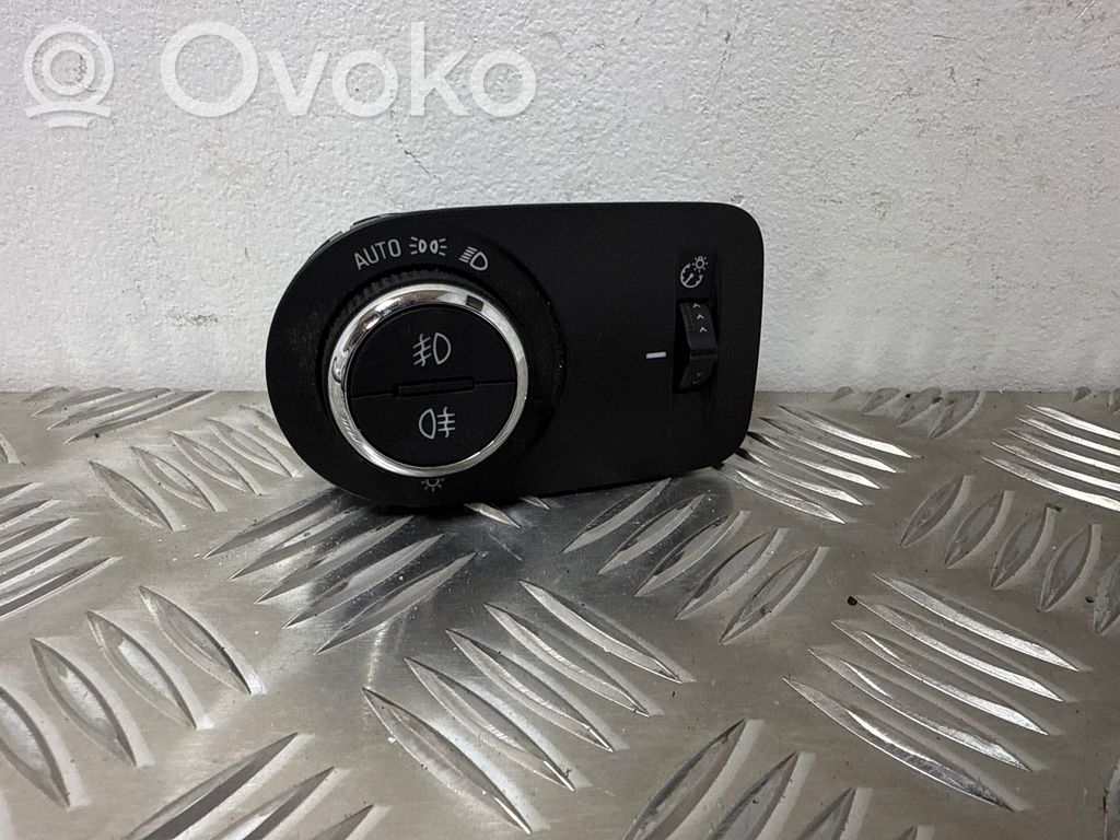 Opel Astra K Light switch 