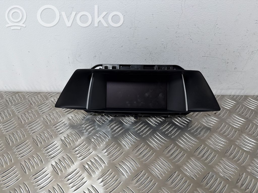 BMW X1 E84 Ekrāns / displejs / mazais ekrāns 