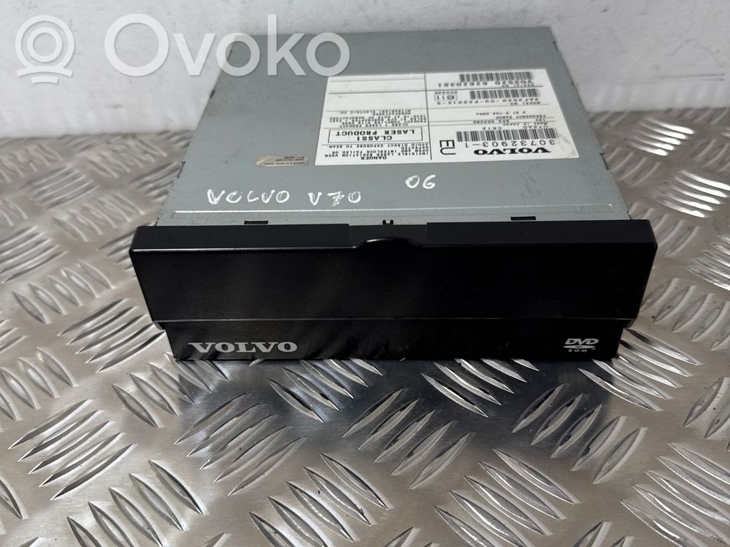 Volvo V70 Navigation unit CD/DVD player 