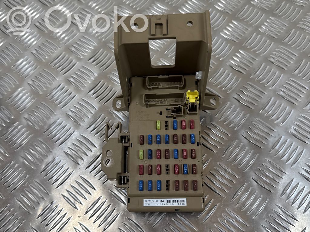 Subaru Forester SJ Fuse module 