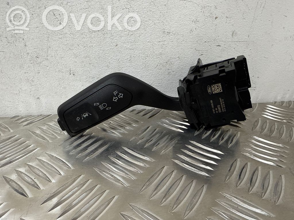 Ford Fiesta Pagrieziena signālu / lukturu sviria 