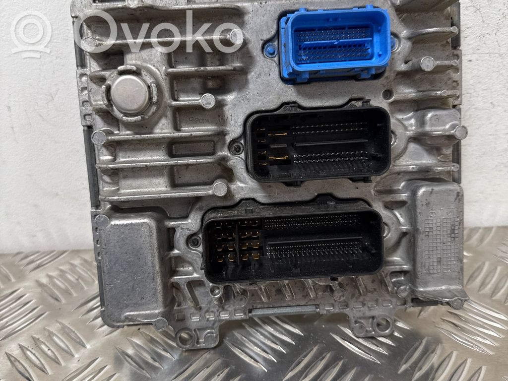 Opel Mokka Engine control unit/module 