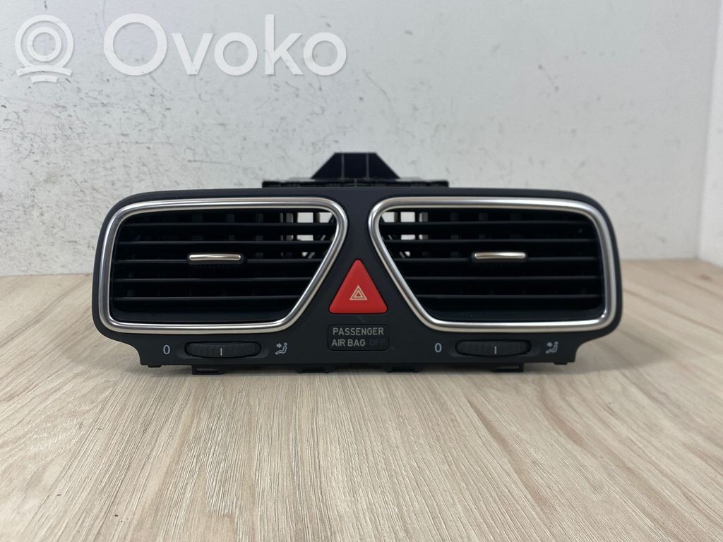 Volkswagen Scirocco Luftausströmer Lüftungsdüse Luftdüse Mitte 
