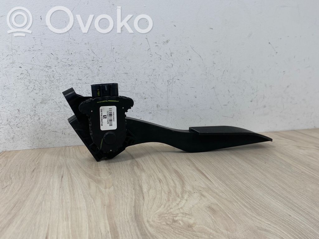 Opel Meriva B Pedał gazu / przyspieszenia 