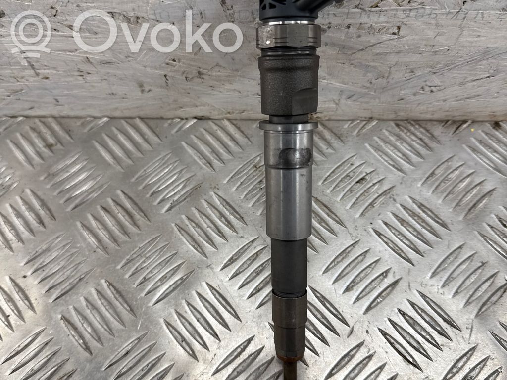 Nissan X-Trail T32 Inyector de combustible 