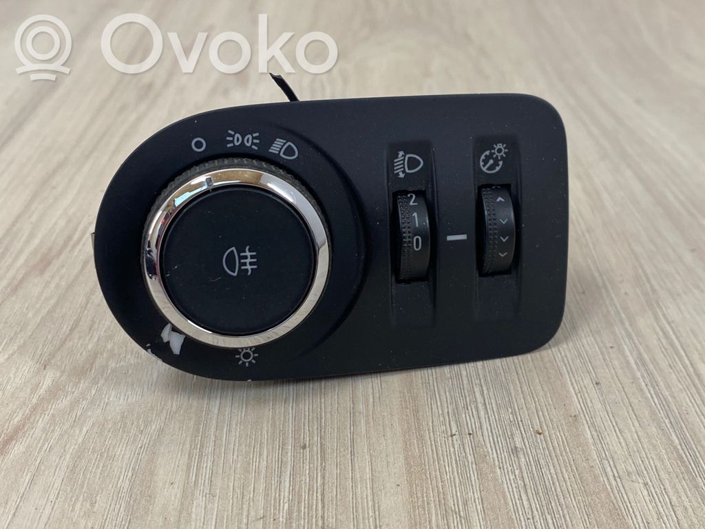 Opel Meriva B Light switch 