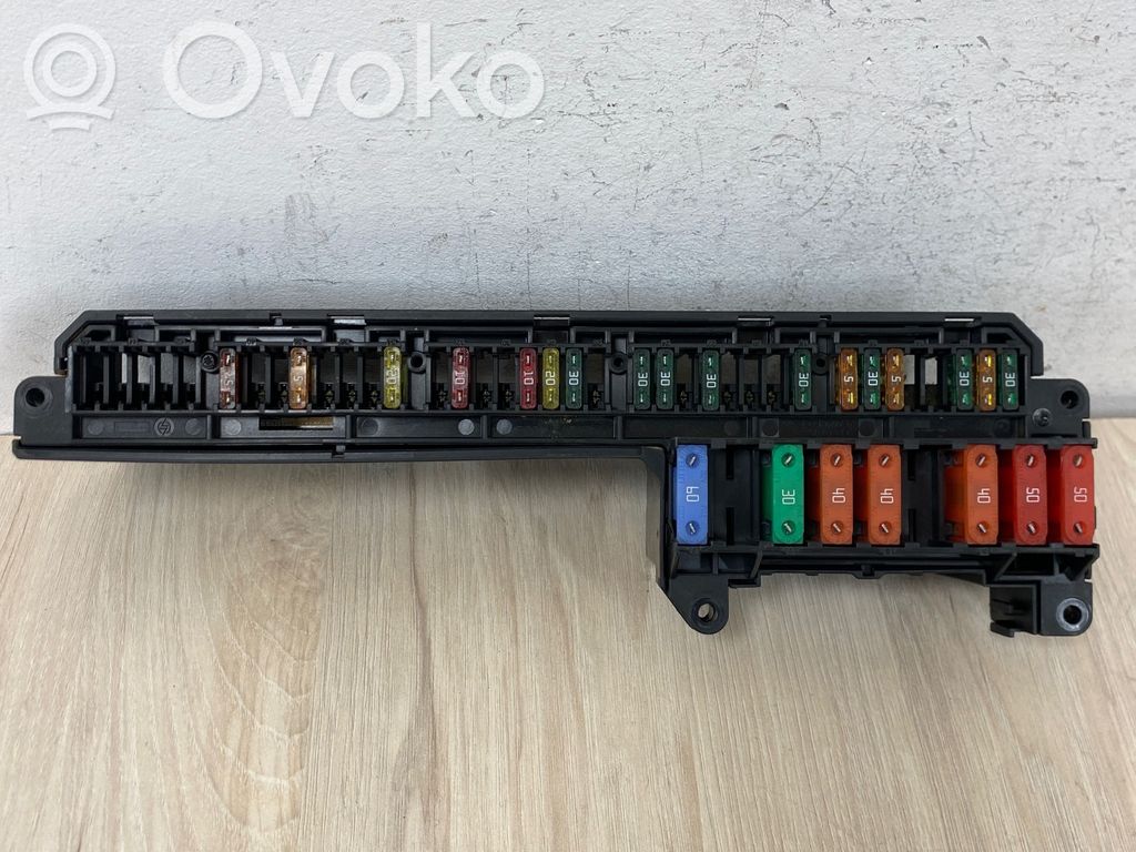 BMW 5 E60 E61 Fuse module 