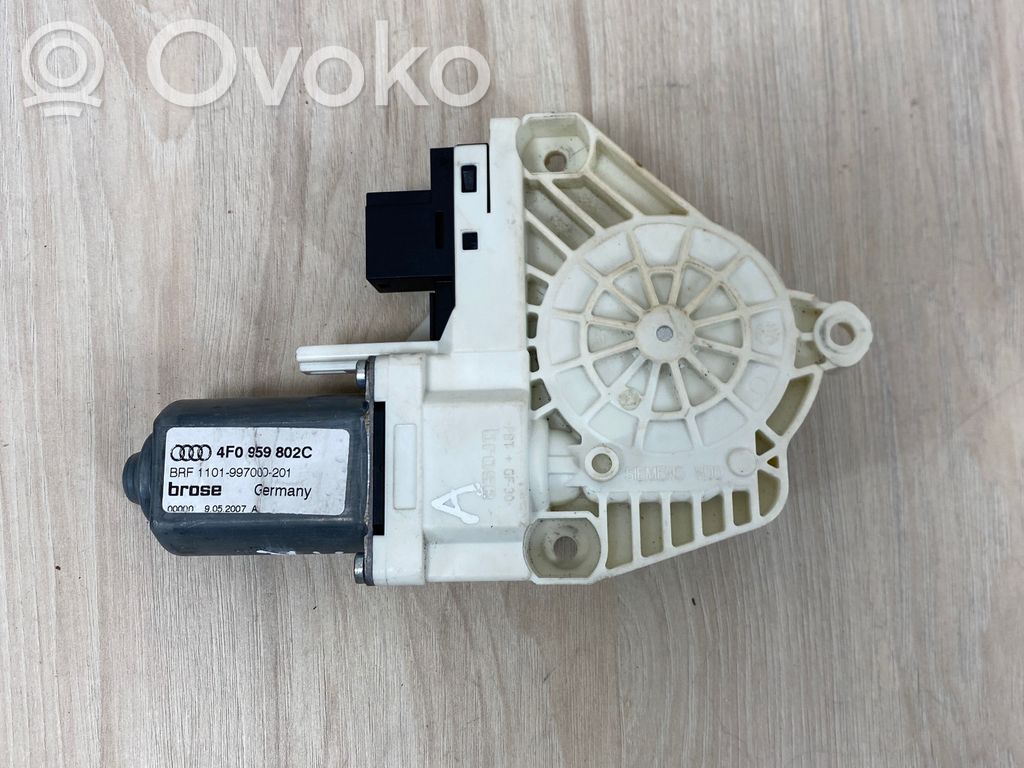 Audi A6 S6 C6 4F Galinis varikliukas langų pakėlėjo 