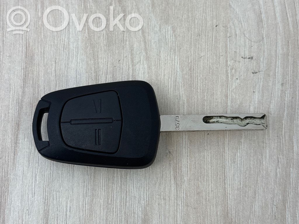 Opel Corsa D Ignition key/card 