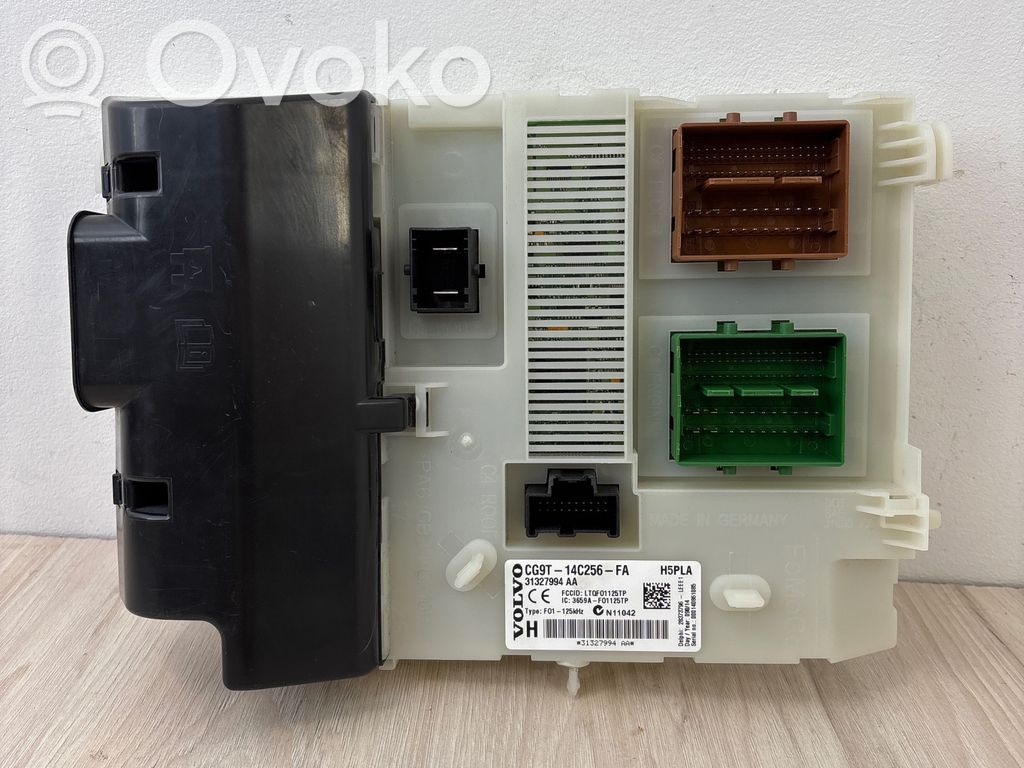 Volvo S80 Fuse module 