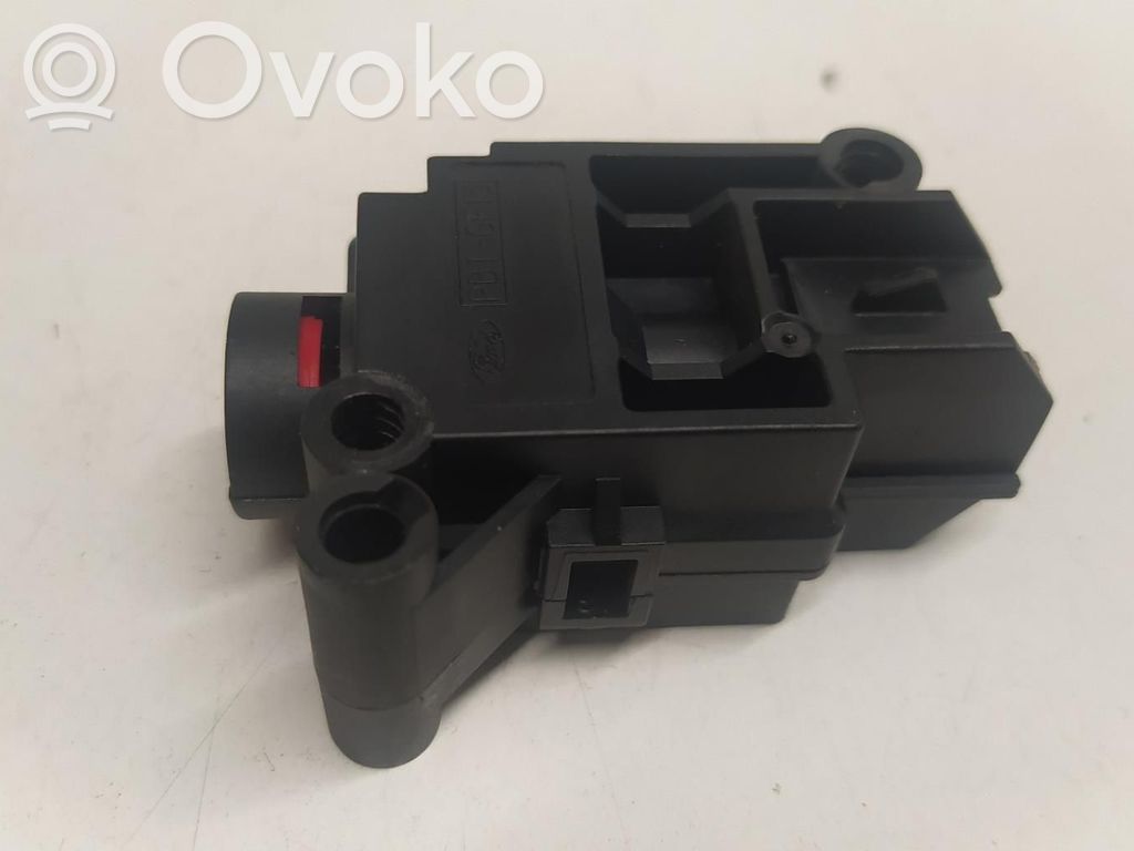 Kitas daviklis   XW4T9341AA