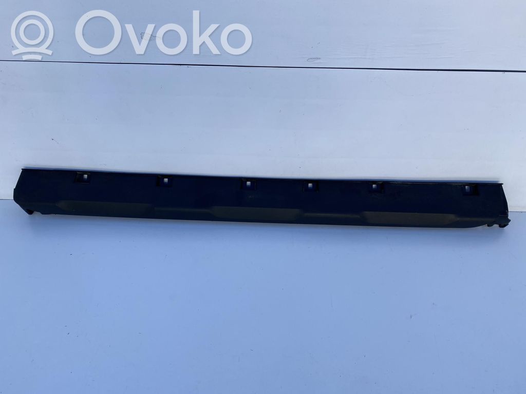 Dacia Duster II Priekšējais slieksnis (virsbūves detaļa) 