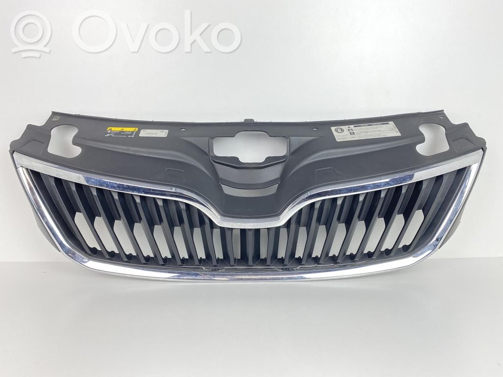 Skoda Rapid (NH) Front bumper upper radiator grill 
