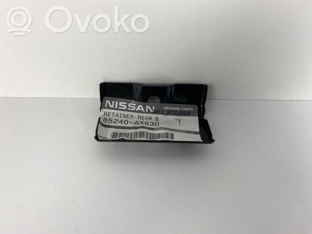 Nissan Micra Soporte de montaje del parachoques trasero 