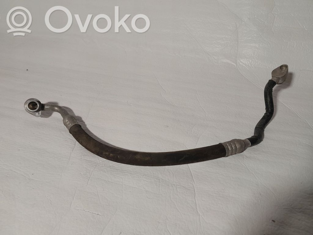 Audi A8 S8 D3 4E Ilmastointilaitteen putki (A/C) 